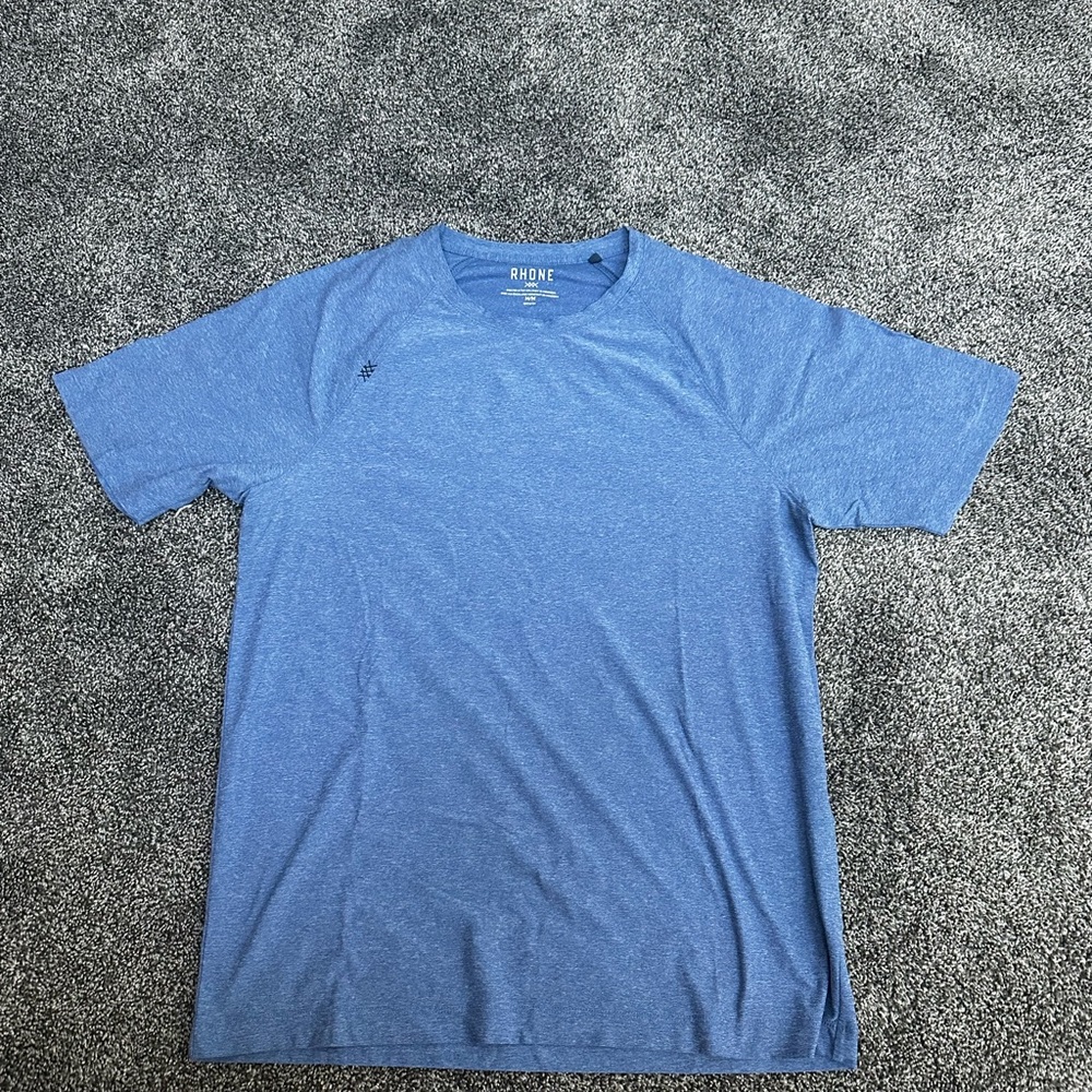 Rhone REIGN SHORT SLEEVE Soft Sweat-Wicking Top M